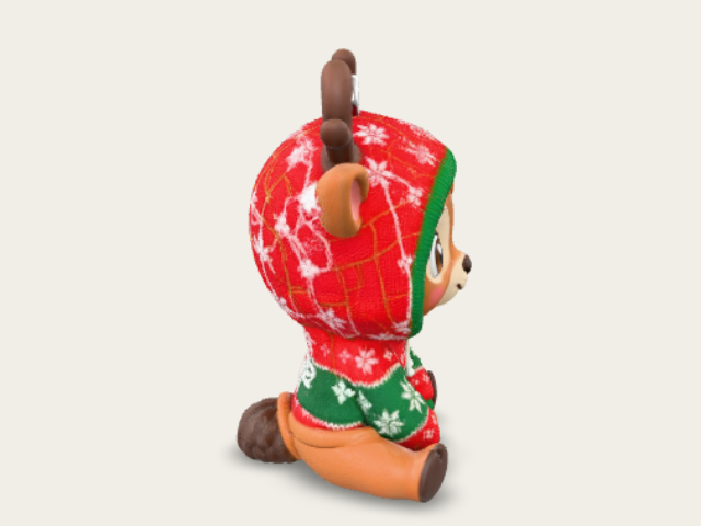 Holiday Reindeer Charm model preview